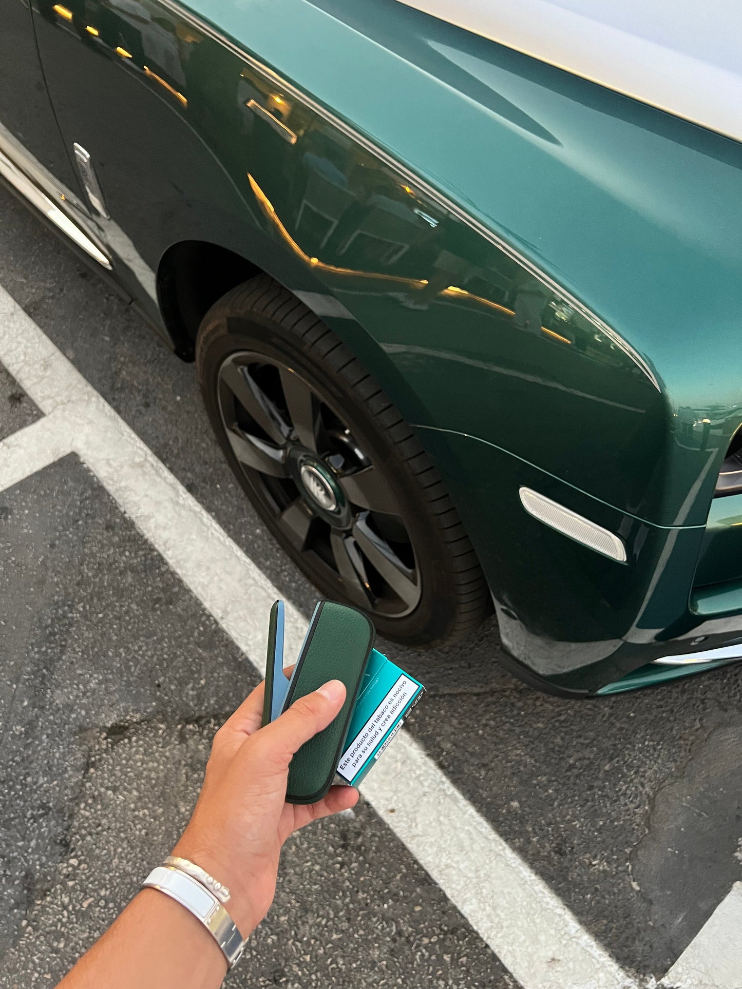 GLife's Green Leather Case — Compatible with ILUMA