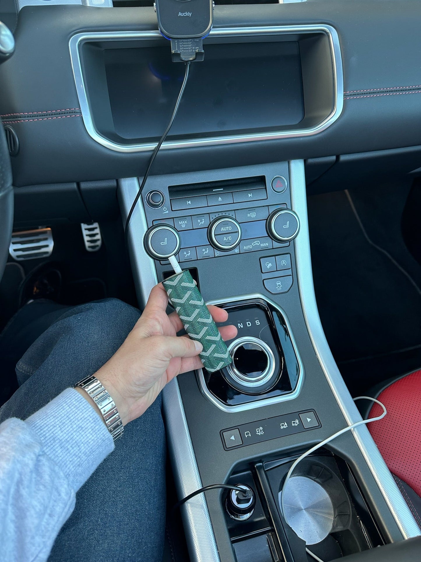 GLife's One Green Case — Compatible with ILUMA ONE