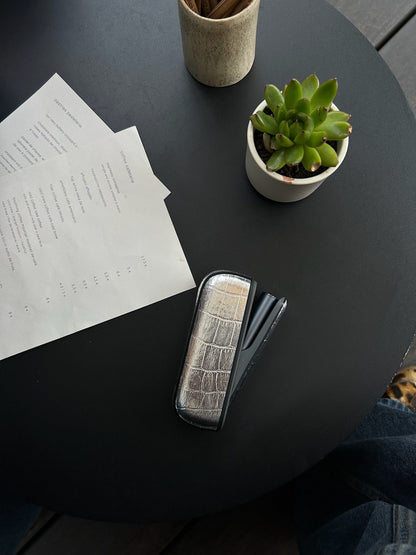 GLife's Silver Croco Case — Compatible with ILUMA